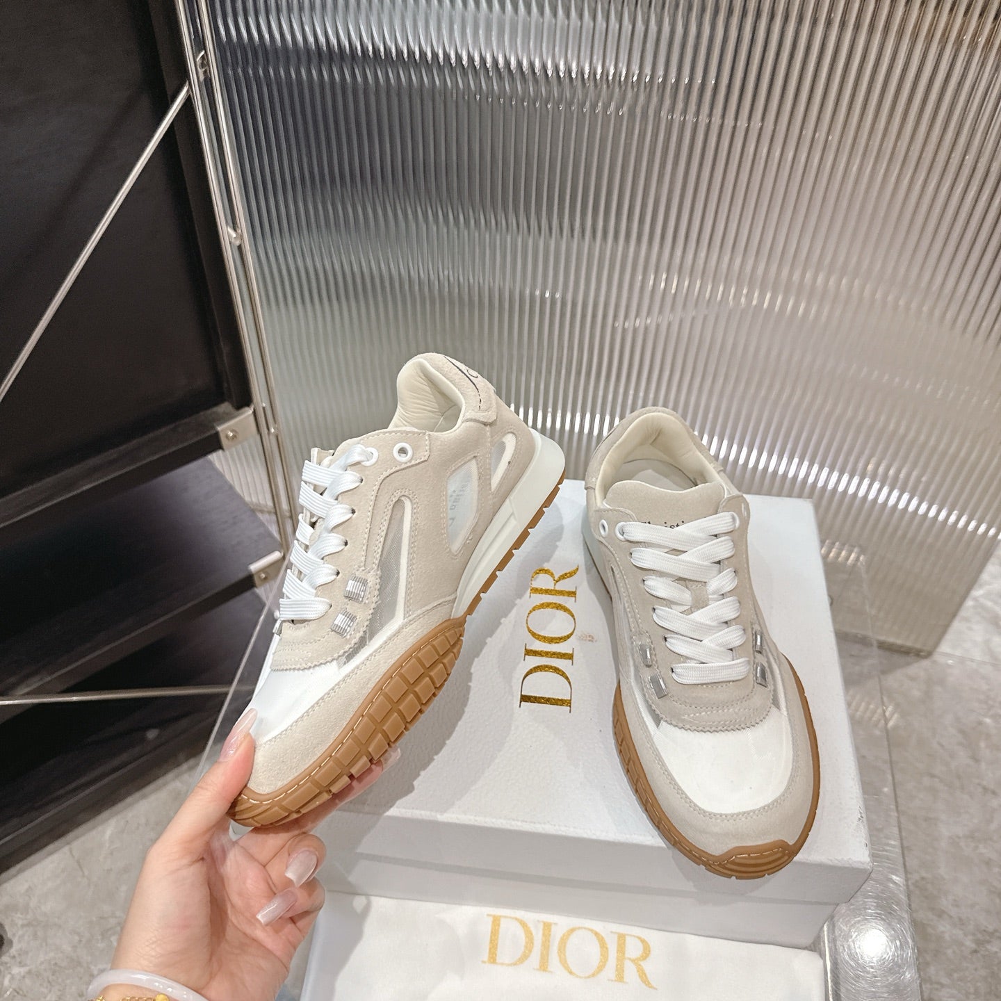 CD 26s Sneakers Beige Suede Cowhide 683904