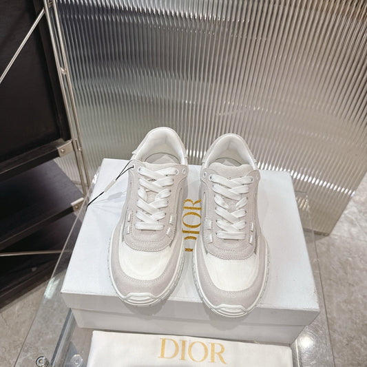 CD 26s Sneakers Beige White Suede Cowhide 683907