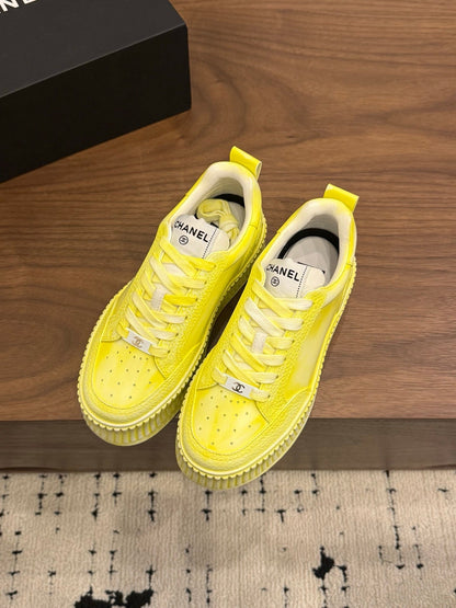 CC 26s Casual Sneaker Yellow Leather 183618
