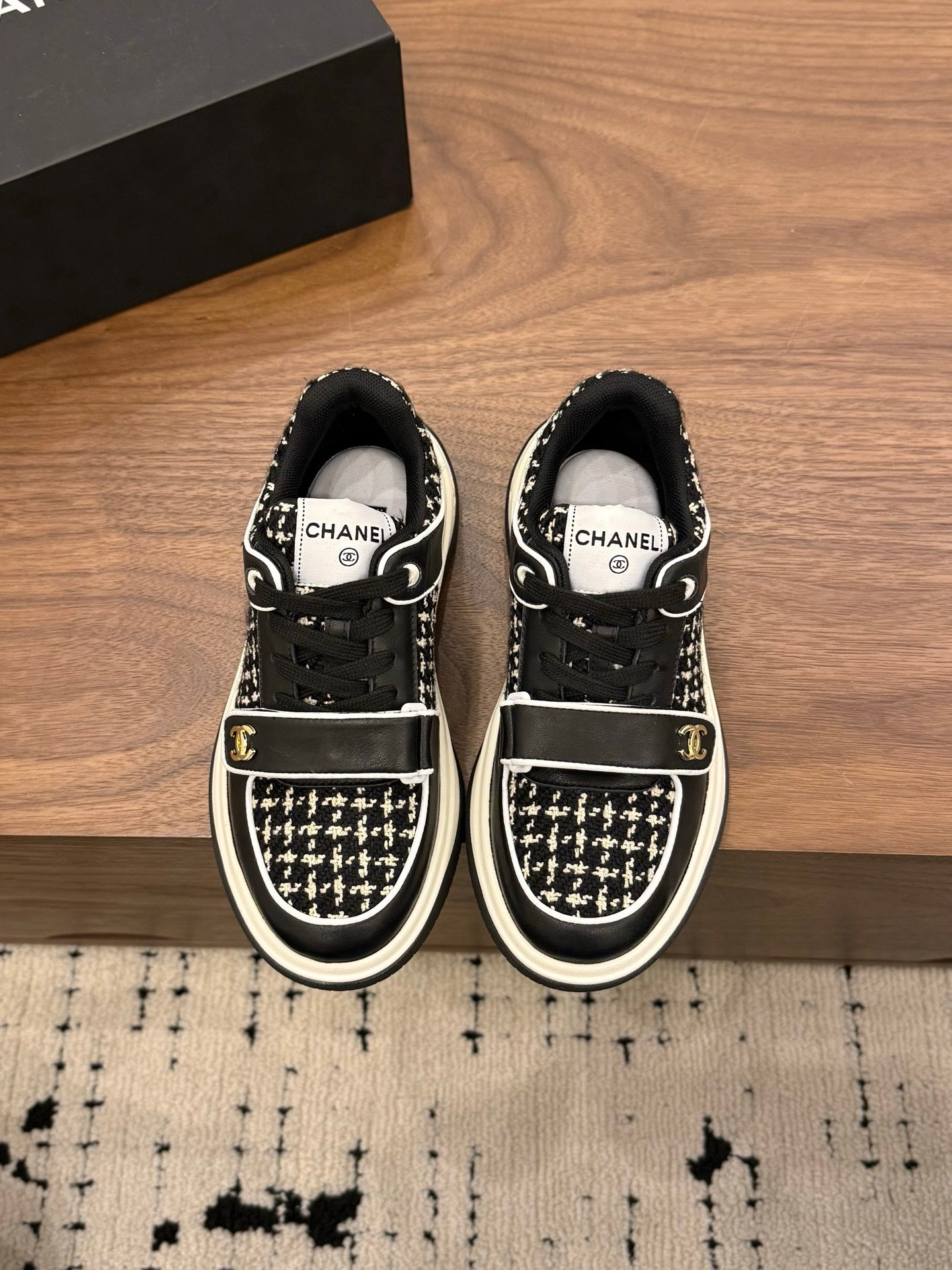 CC 26s Casual Sneaker Black Tweed Leather 183599