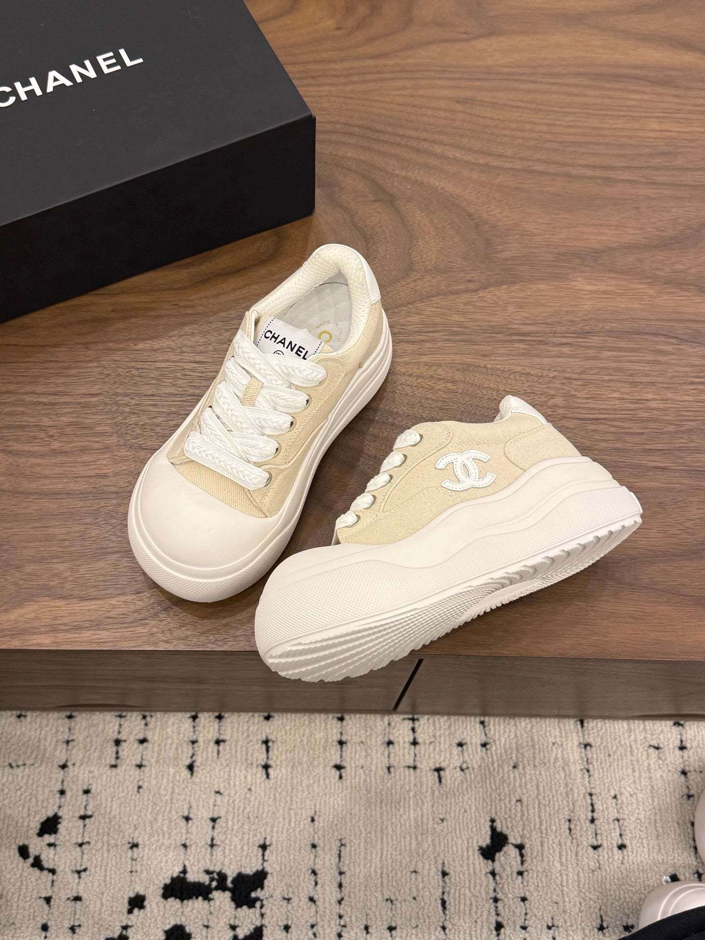 CC 26s Casual Sneaker Beige White Canvas Leather 183589