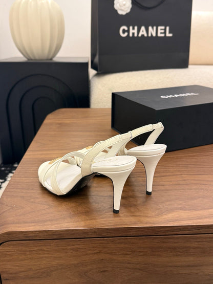 CC 26s Sandals 80 White Sheepskin 183528