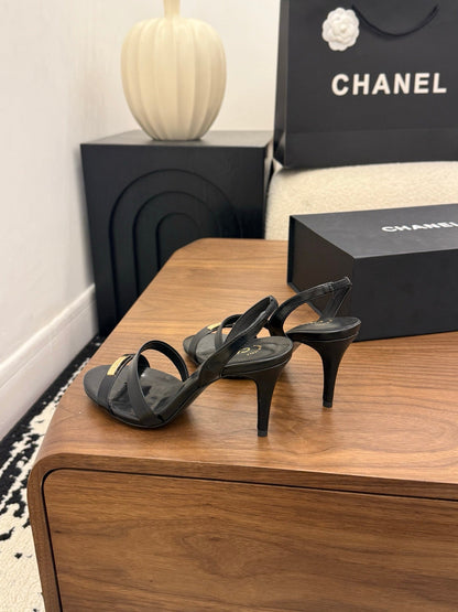 CC 26s Sandals 80 Black Sheepskin 183530
