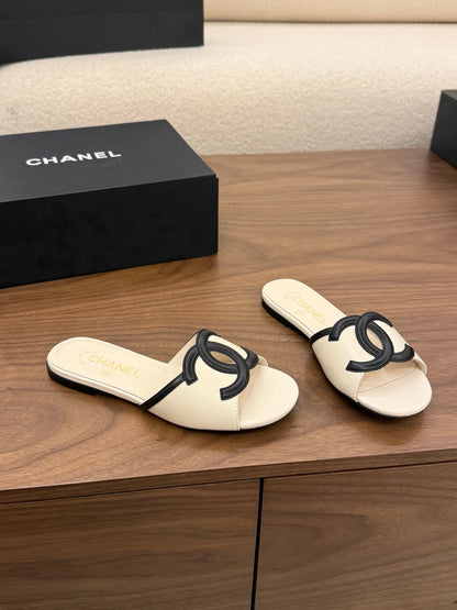 Chanel 2026 Mule Sandal White Black Cowhide