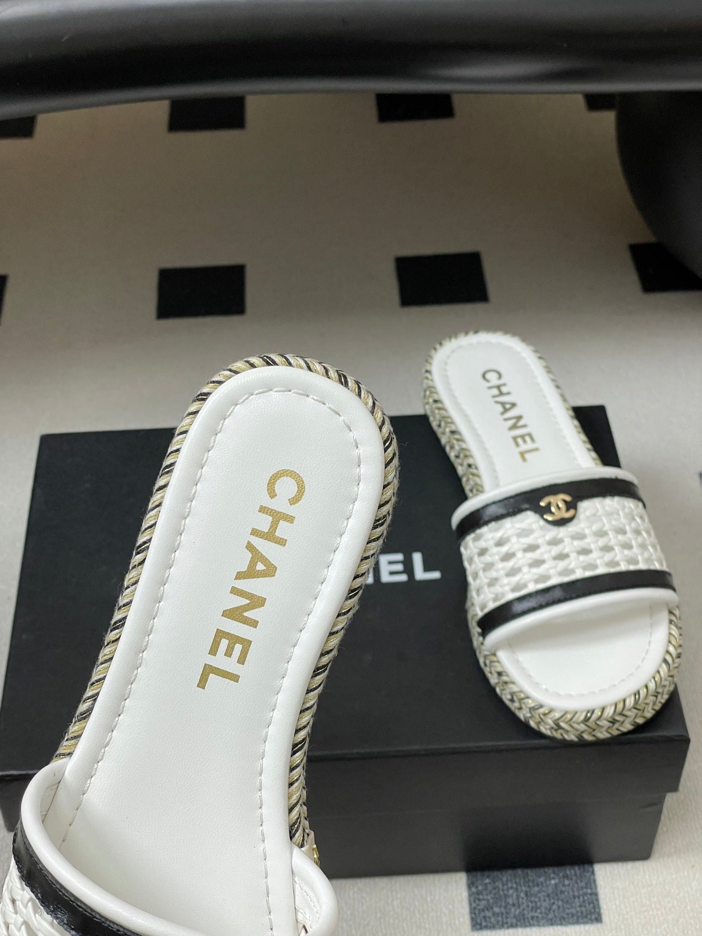 CC 26s Platform Slippers White Cowhide 649458