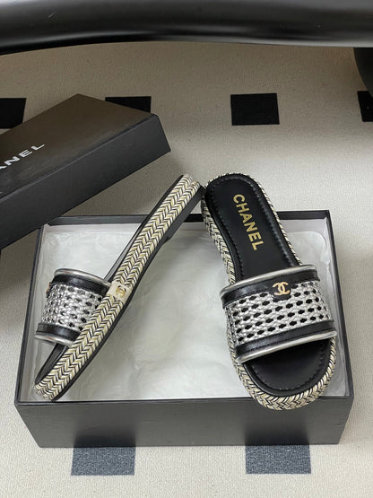 CC 26s Platform Slippers Black Sliver Cowhide 649460