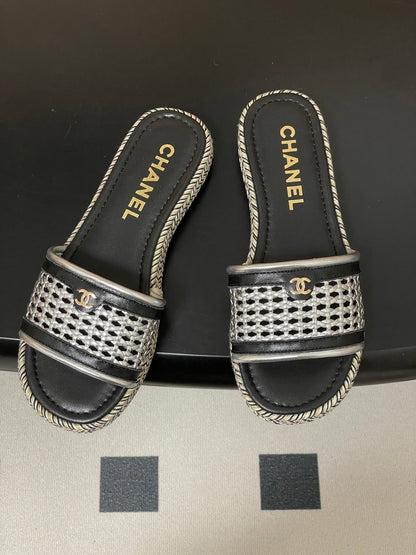 CC 26s Platform Slippers Black Sliver Cowhide 649460