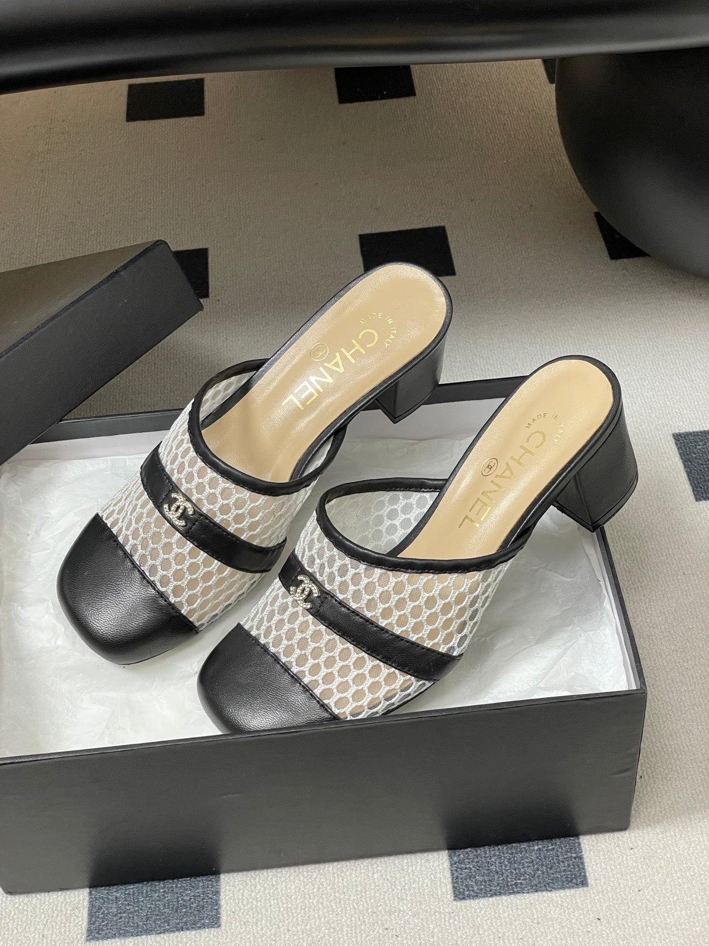 CC 26s High-Heeled Mules 65 Black Cowhide 649464
