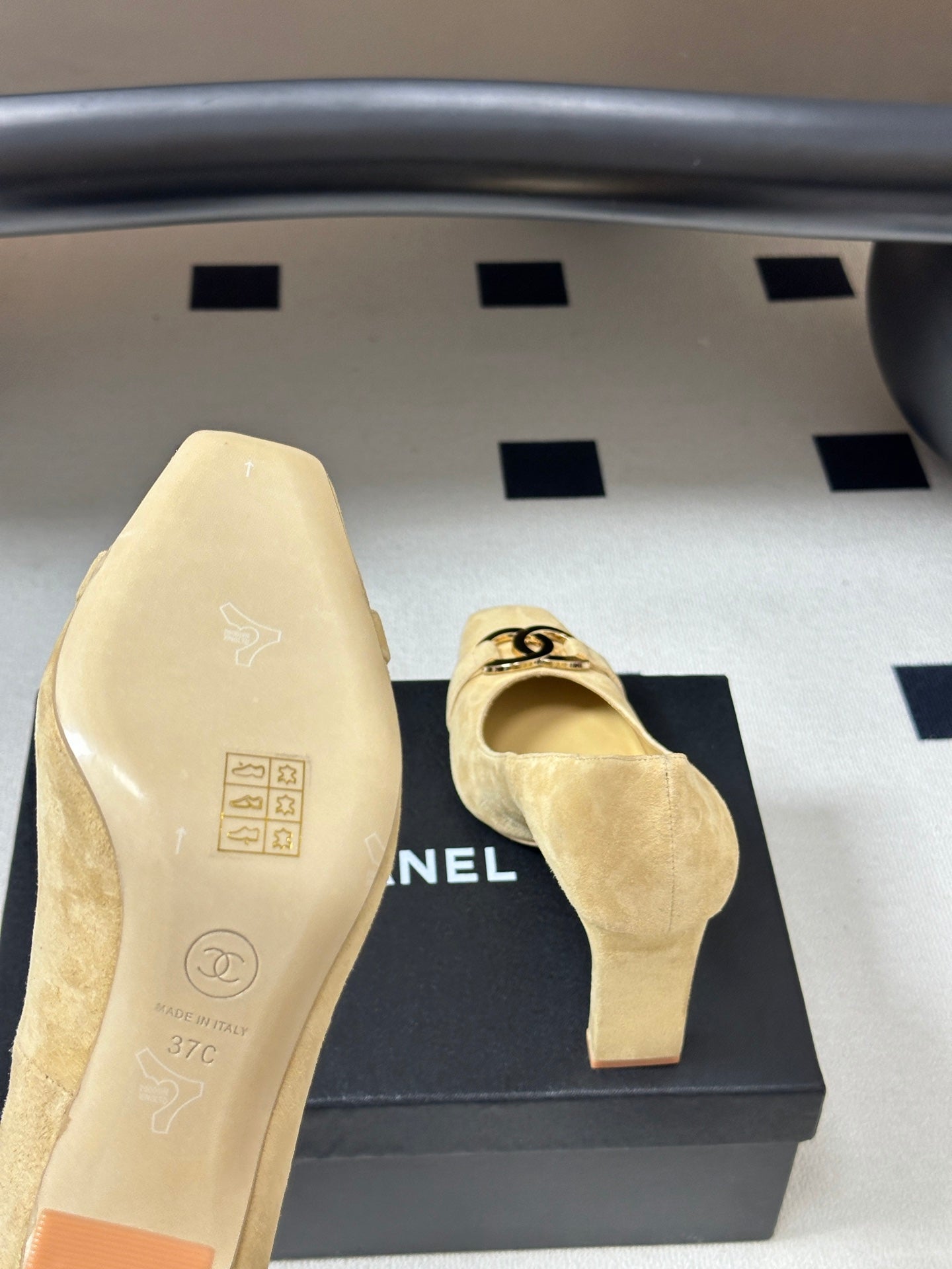 Chanel 2026 Double C Metal Buckle High Heels Leather Sheepskin 834663
