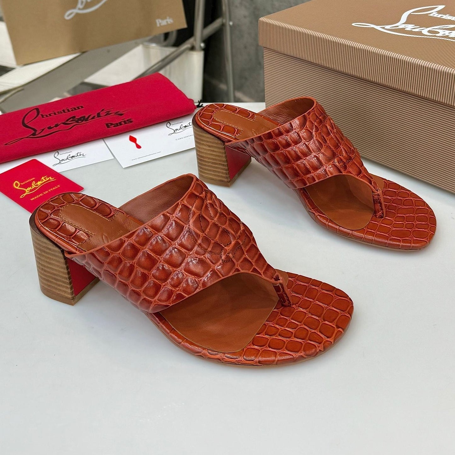 Christian Louboutin 2026 Tongamule Sandals 70mm Croc-Embossed Leather 780399