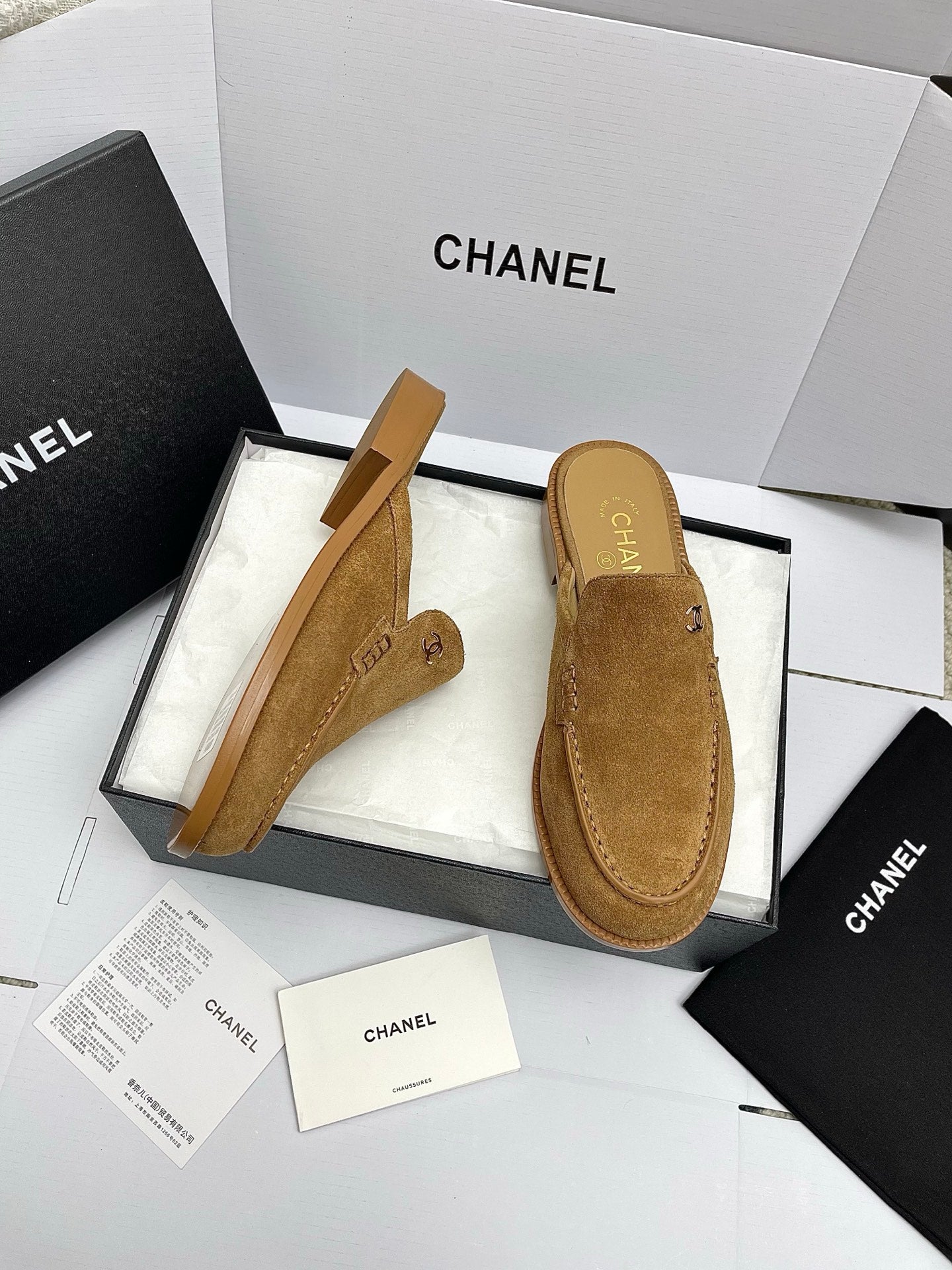 CC 26s Double C Mule Suede