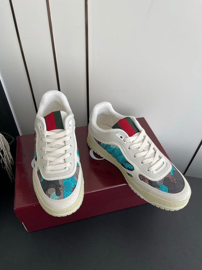 GG 26 Couple Sneakers White Gray Blue Cowhide 631674