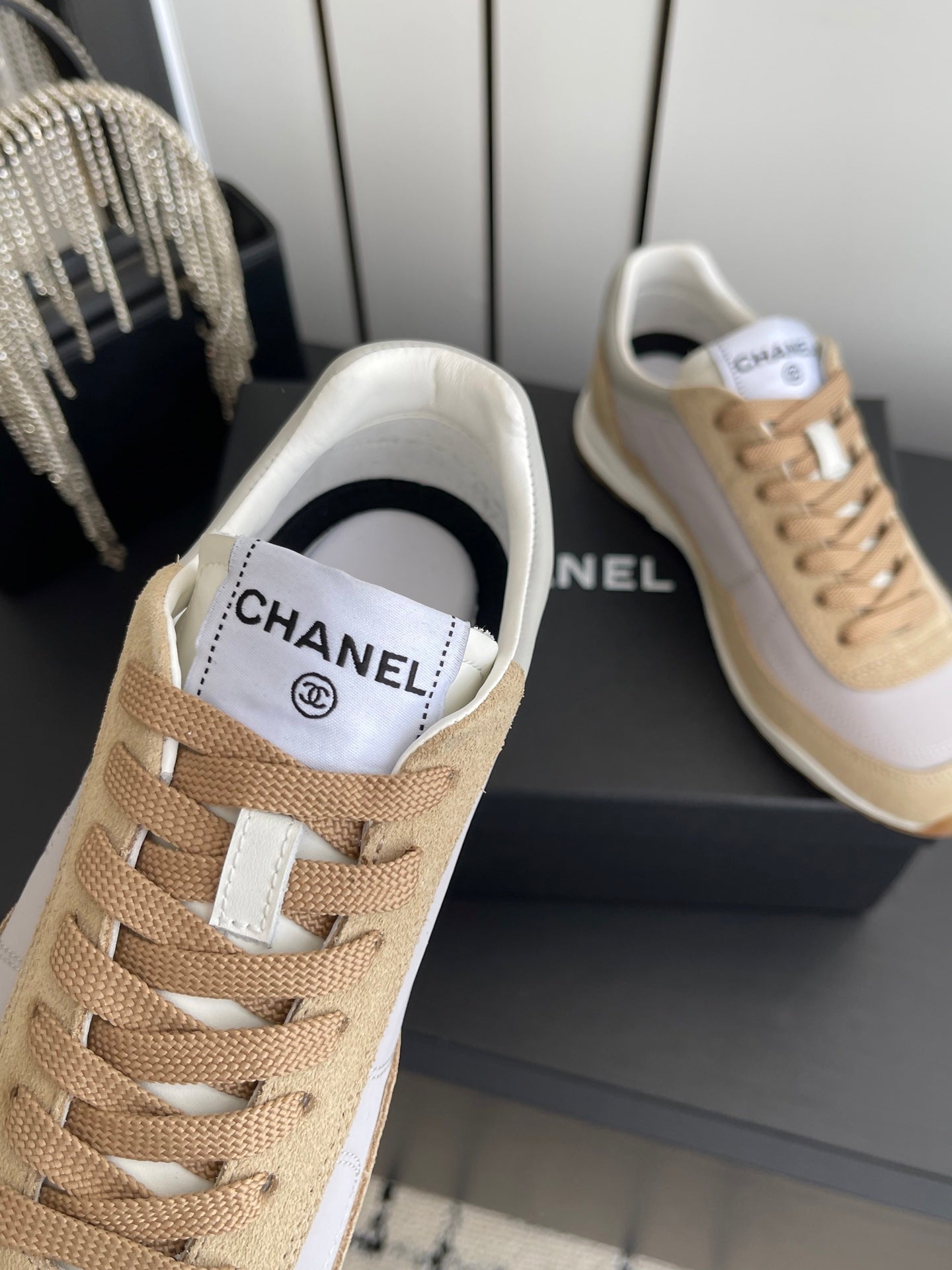 Chanel 2026 Sneaker Brown Fabric And Calfskin Suede 895744