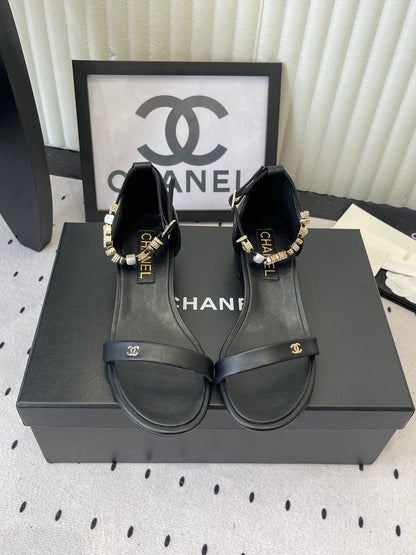 CC 26s Sandals 35 Black Sheepskin 650102