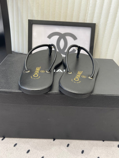 Chanel 2026 Thong Sandal Black Sheepskin 720044