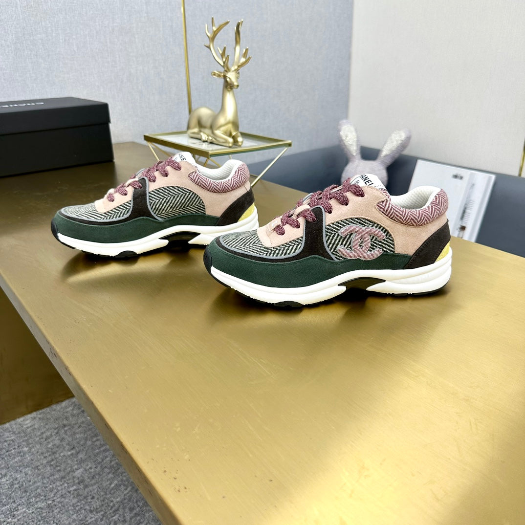 CC 2026 Casual Sneakers Dark Green Beige Suede Canvas 668052