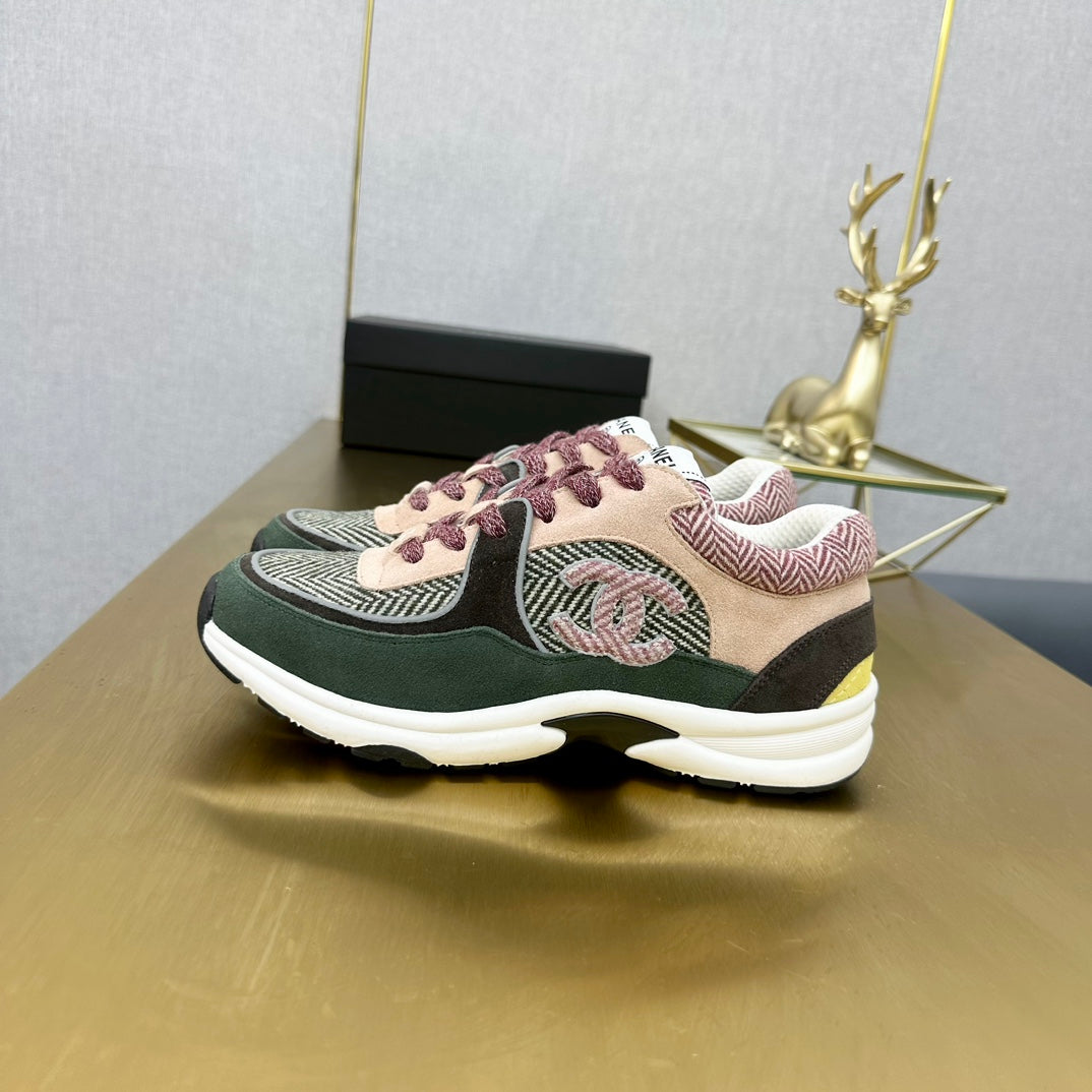 CC 2026 Casual Sneakers Dark Green Beige Suede Canvas 668052