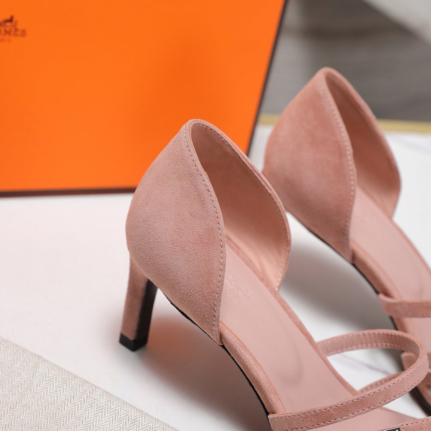HM 26ss Sandals 65 Light Pink Suede 601231