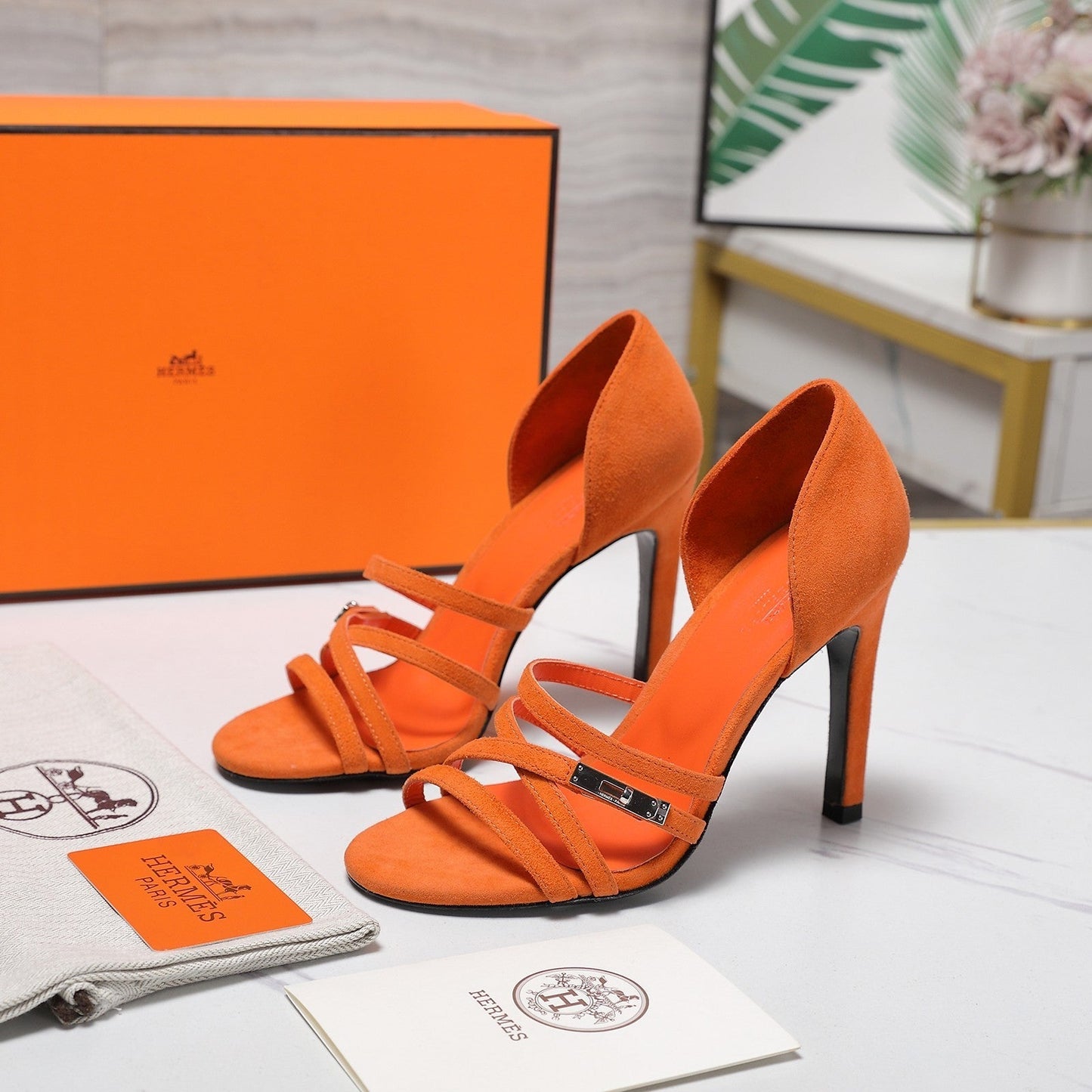 HM 26ss Sandals 85 Orange Suede 601236