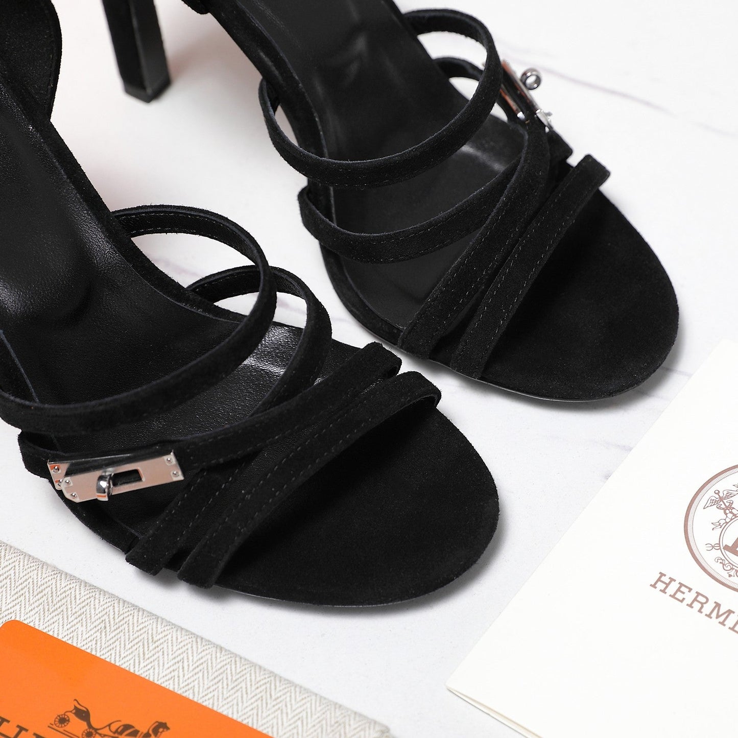 HM 26ss Sandals 85 Black Suede 601233