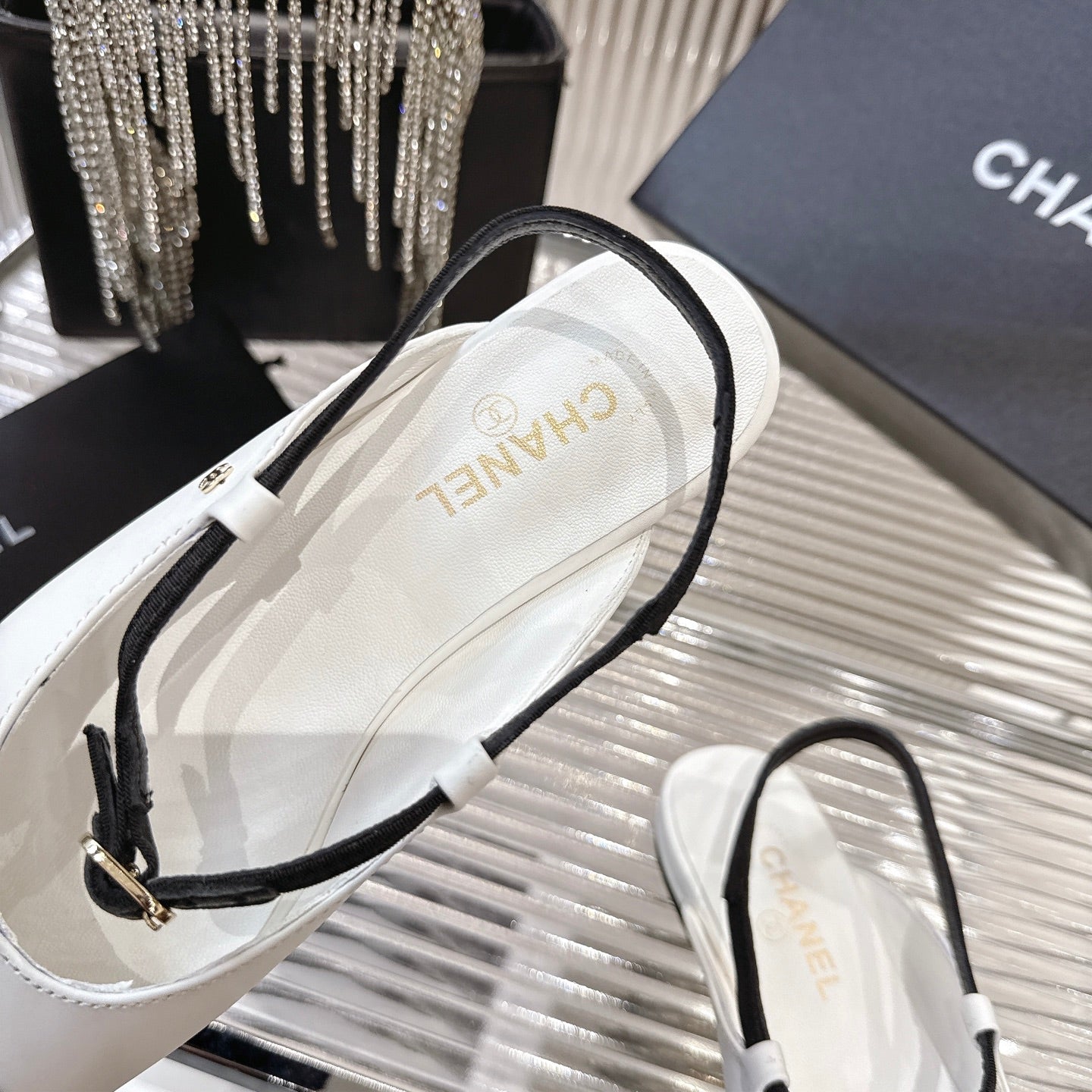 CC 2026 Retro Sandals White Black Sheepskin 668075
