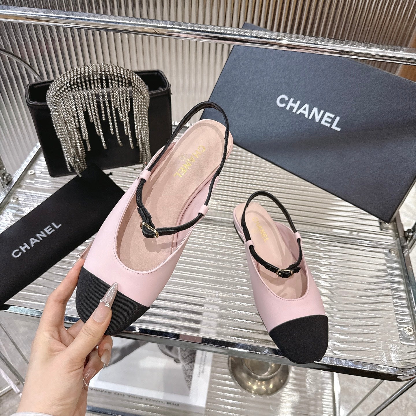 CC 2026 Retro Sandals Light Pink Black Sheepskin 668078