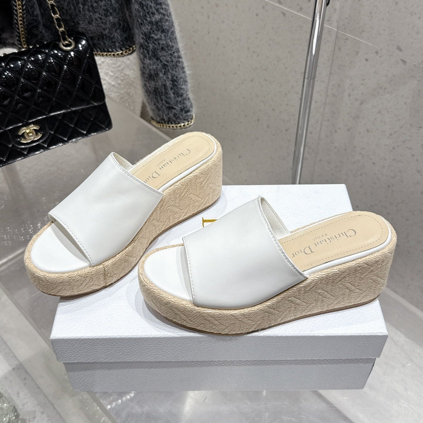 CD 26s Platform Sandal 65 White Beige Leather 636356
