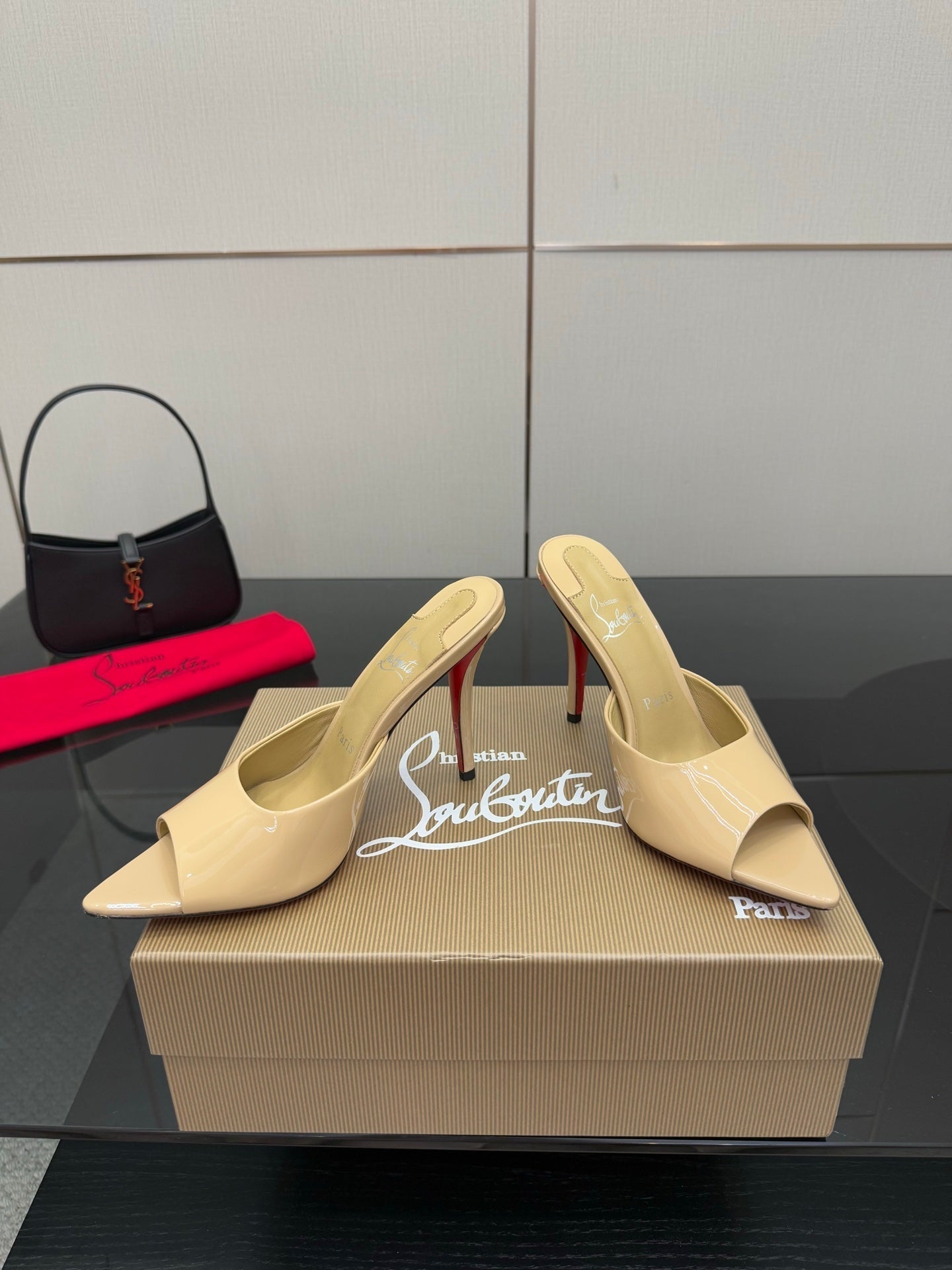 CL 26SS High Heel Sandals 100 Beige Patent Leather 532167