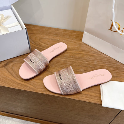 CD 26s Embroidered Sandals Pink Canvas Leather 685602