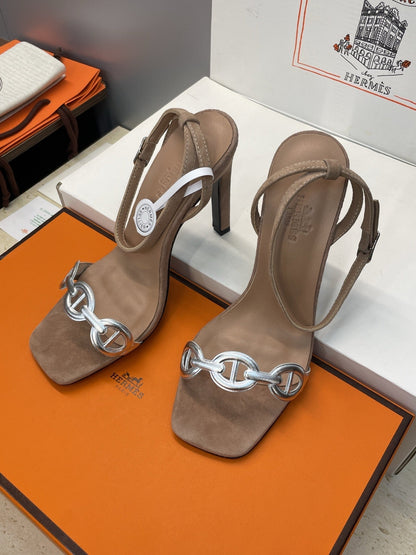HM 26ss Pig-Nose Sandals  105 Brown Suede Leather 607084