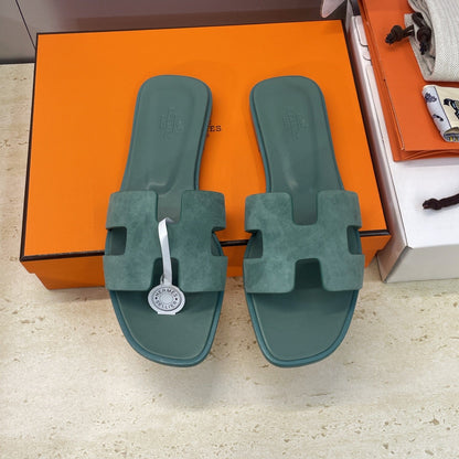 HM 26ss  Oran Sandals Moss Green Suede Cowhide 607203