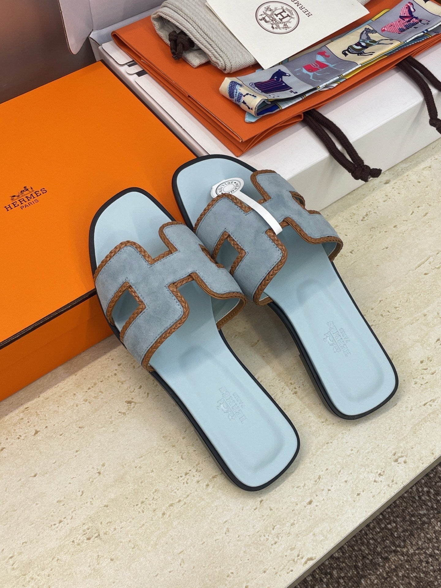 HM 26ss Oran Sandals Baby Blue Brown Suede Calfskin 607250