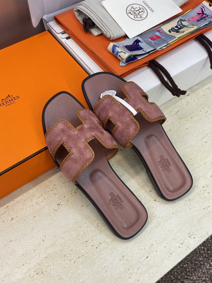 HM 26ss Oran Sandals Pinkish Brown Suede Calfskin 607251