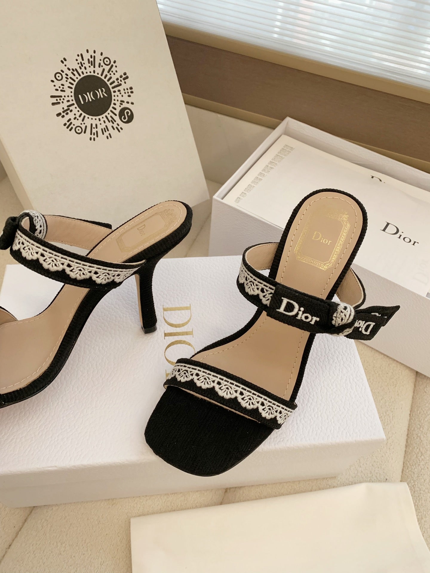 CD 26s High Heel Sandal 100 Black Canvas Sheepskin  664176