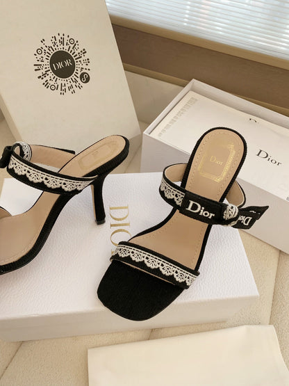 CD 26s High Heel Sandal 100 Black Canvas Sheepskin  664176