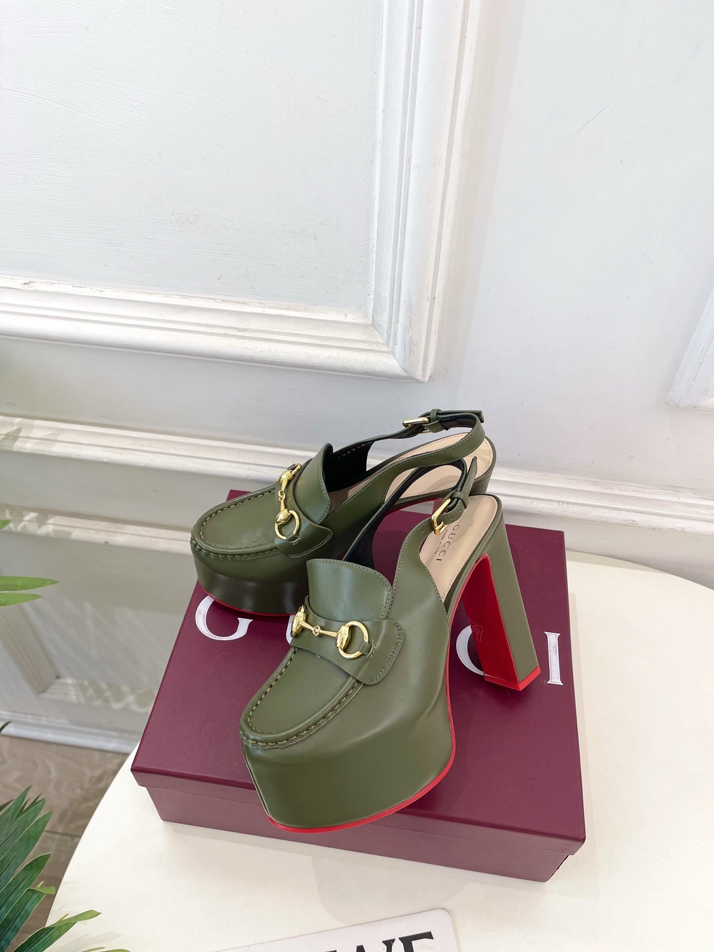 GG 26SS Platform Sandals 130 Green Sheepskin 640264