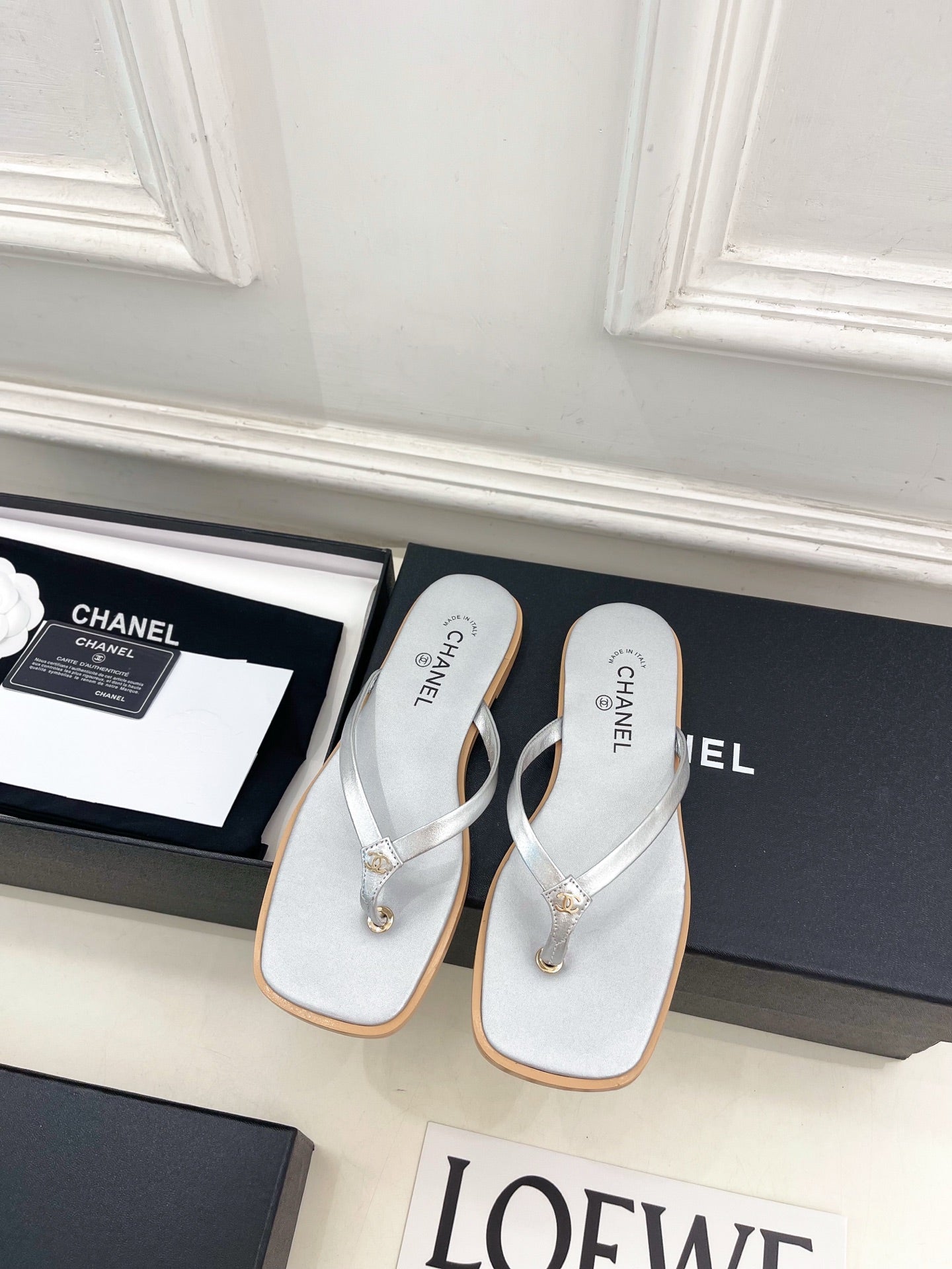 Chanel 2026 Double C Flip-Flops Leather Sheepskin 831459