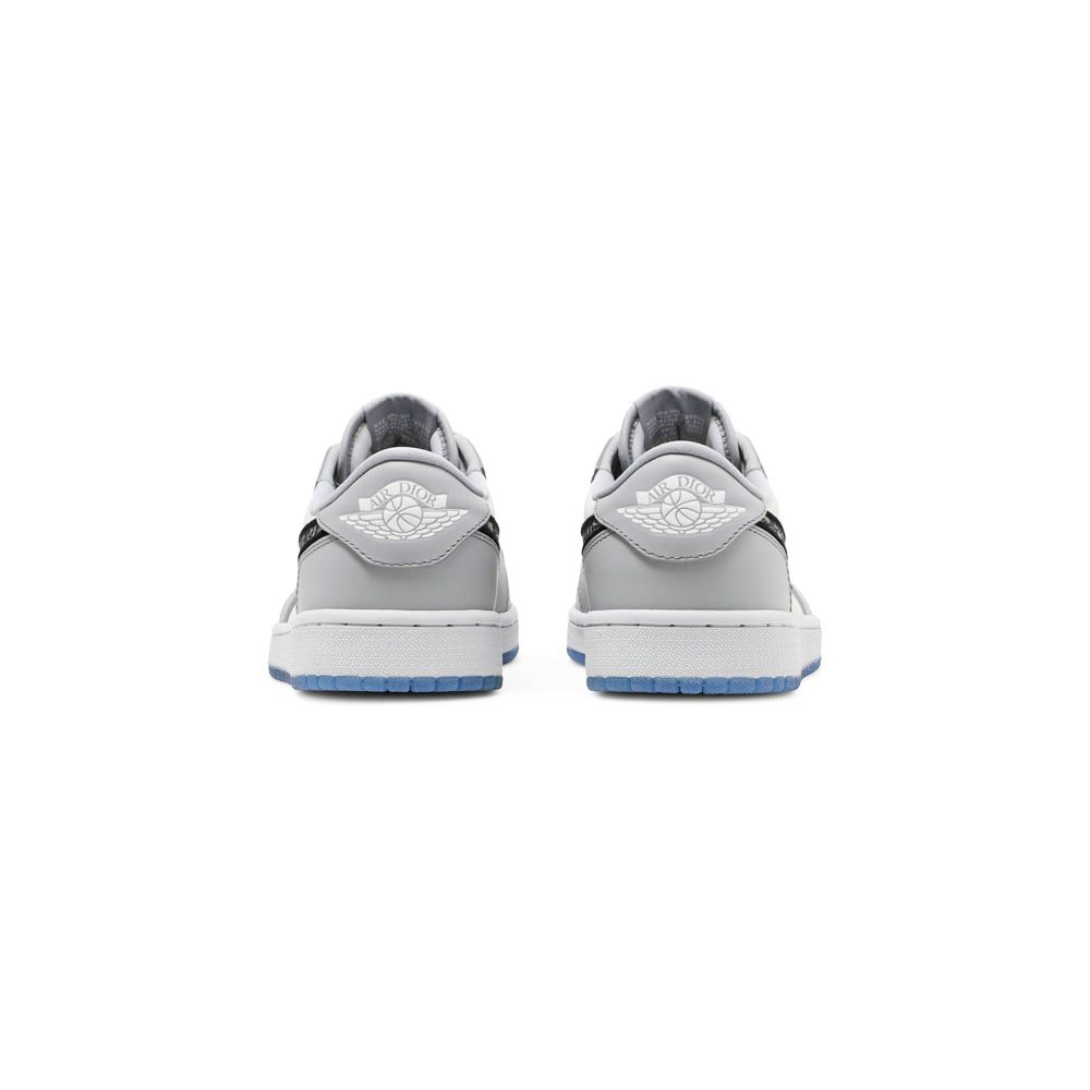Jordan 1 Retro Low Sneakers - Court Classic | Premium Footwear